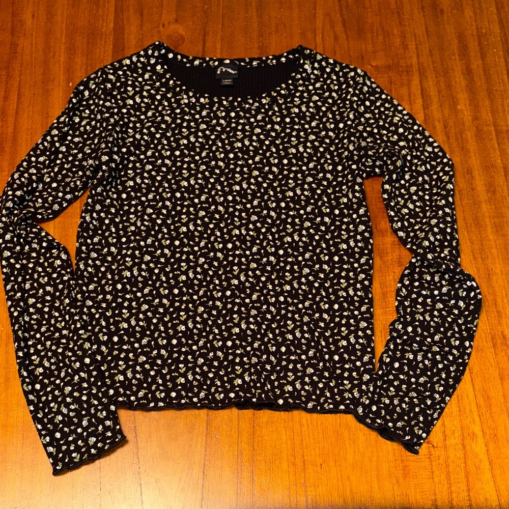Floral Black and White girls top